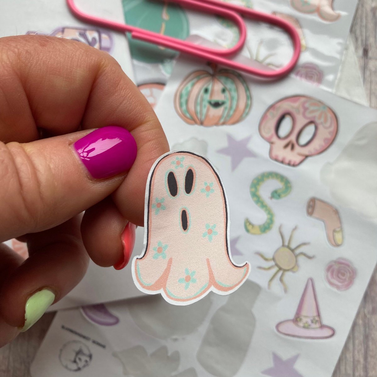 buck_lj's tweet photo. Halloween Stickers, Mini Sticker Sheet, A6 Paper Stickers, Cute Stickers, Planner, Journalling, Paper Crafts, Scrapbooking, Unique Stickers. https://t.co/GvbgRjs757 #ScrapbookStickers https://t.co/9QMaFqlKXs
