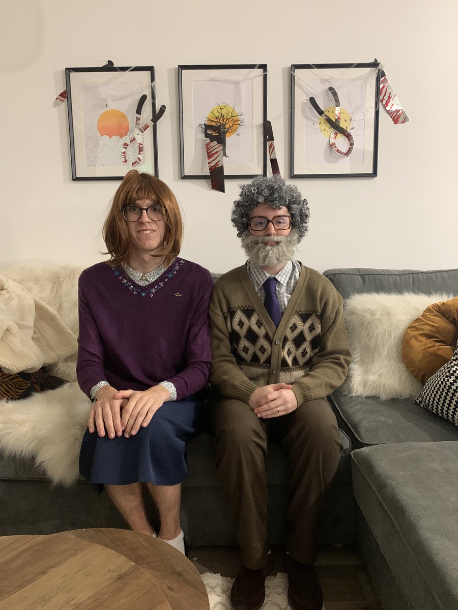 BJonathanbk's tweet image. We’ve had the holdiday from HELL - Judith and Peter Surname 🥴

@davidwalliams @RealMattLucas