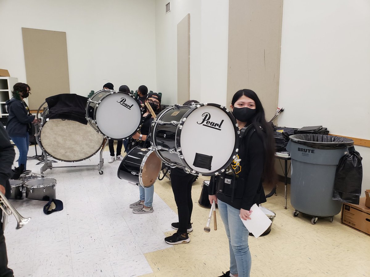 Ruth22274945's tweet photo. Our awesome 7th and 8th and high school band performing for the Stingers 7th and 8th grade football game.  Students did an awesome performance along with our 7th and 8th graders Stingers winning. So proud of our awesome students at CFT. https://t.co/1VnA9fAcpP