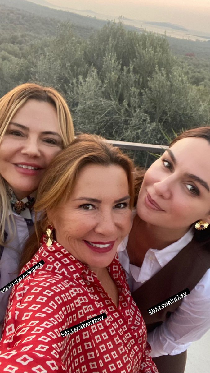 biakibce's tweet photo. 🥰🥰🥰
#birceakalay #dilarakarabay #drnergizvandenberk https://t.co/uwtMdqnqlu