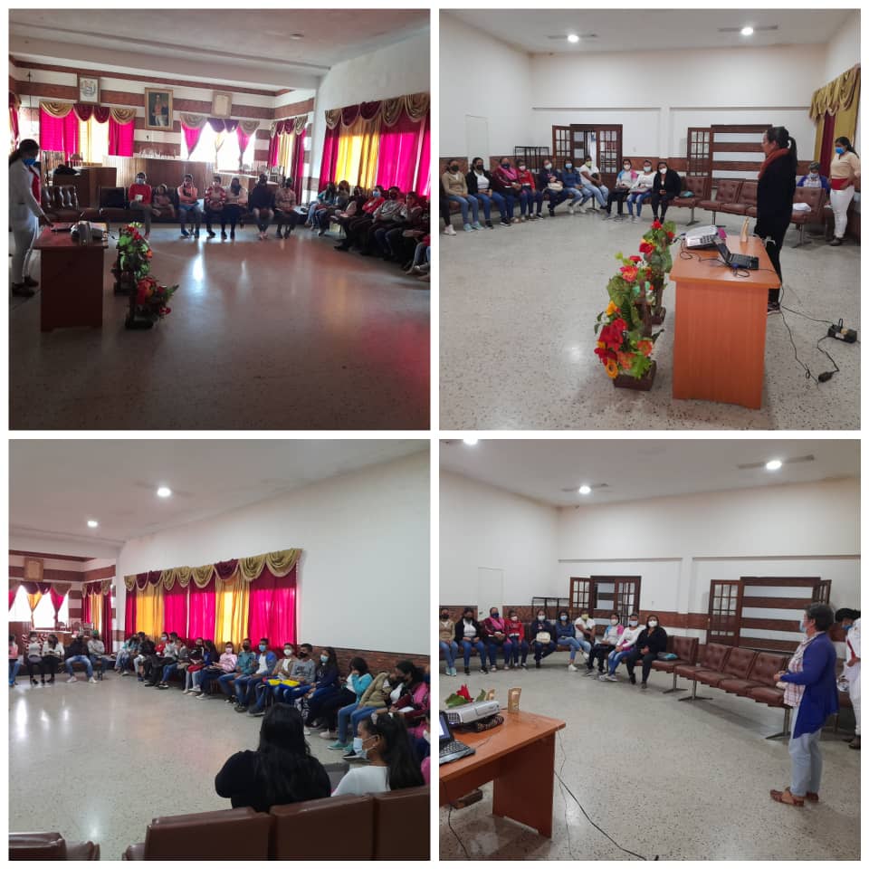 Clapyacambu2's tweet photo. Todo un éxito el Taller sobre la PREVENCIÓN DEL CANCER DE MAMA, dictado por la Doctora Irma Perez bajo la Dirección de @AlcaldesaDiliaM @soyangeladi @CAeb2020 #SoyComunicadorClap @FreddyBernal https://t.co/TLNmyLbfBR