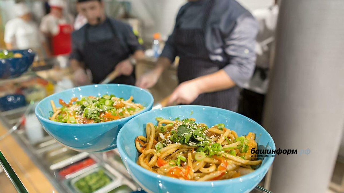 bashinform's tweet image. Рестораторы о новых ограничениях из-за COVID-19: «Будет сложно продержаться» dlvr.it/SBd4d7