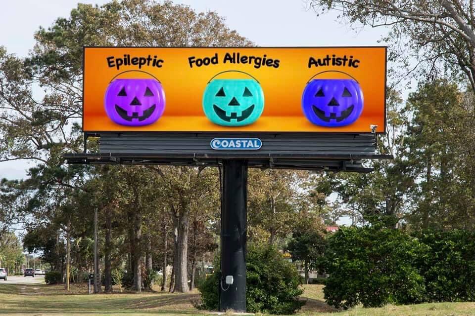 CoastalOutdoor's tweet photo. Happy Halloween! 🎃 #OOH #HappyHalloween2021  #MyrtleBeach #Advertising #CoastalOutdoor #Billboards https://t.co/YKMPFJ7mKu