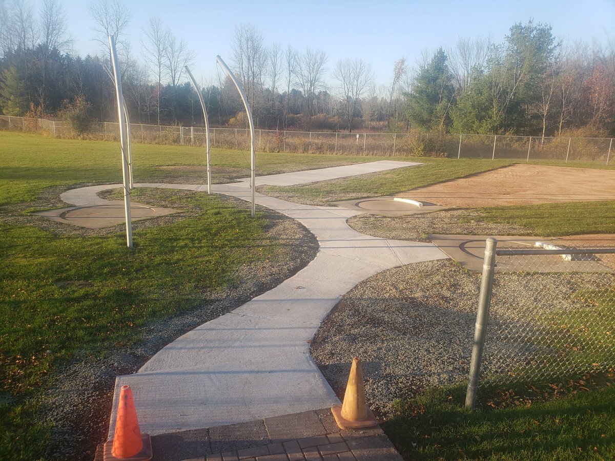 FBCoachMarsh's tweet photo. Big time upgrade to the throws area. Huge shout out to Mr. Gruentzel and his Tech Ed classes for doing the project. We have room for DRILLS (and our feet will stay dry)

@NLTrackandField https://t.co/kxPod97Cxa