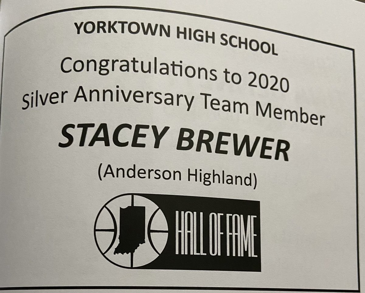 sebpsu4's tweet photo. Thank you @HoopsHall for the humbling recognition. What an honor to sit among these amazing women, all making tremendously impactful contributions to their communities.#MoreThanHoops Thank you Tiger Family for the support @YHSAthletics @YorktownHighSch @YHSPublications @hunt_Rob https://t.co/TGxnYiREYV