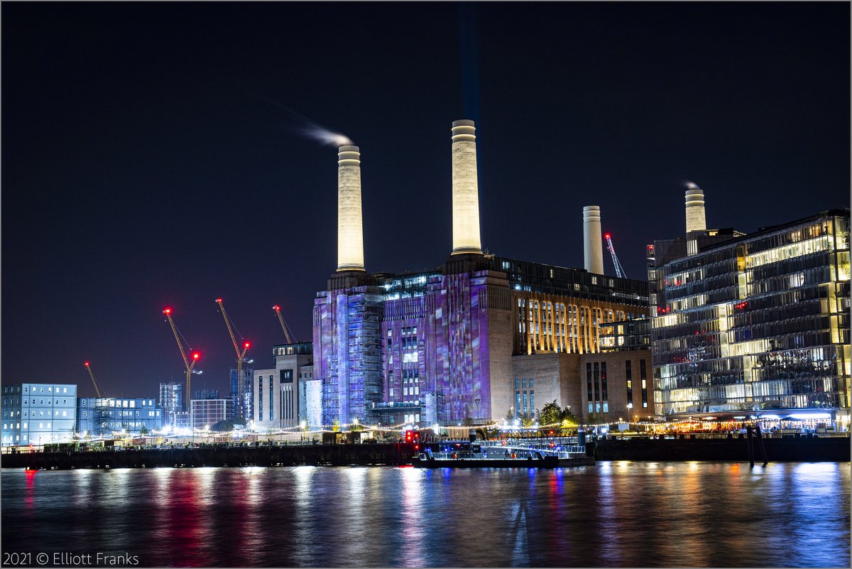elliottfranks's tweet photo. #LineOfLight festival celebrating communities that live above the new tunnels of the Northern line extension, as well as new tube stations Battersea Power Station & Nine Elms @NineElmsTeam #StreetArt #LiveEvents
@TfL @BatterseaPwrStn @wandbc @lambeth_council
@MobiusTheatre https://t.co/qXR3C3eSb3