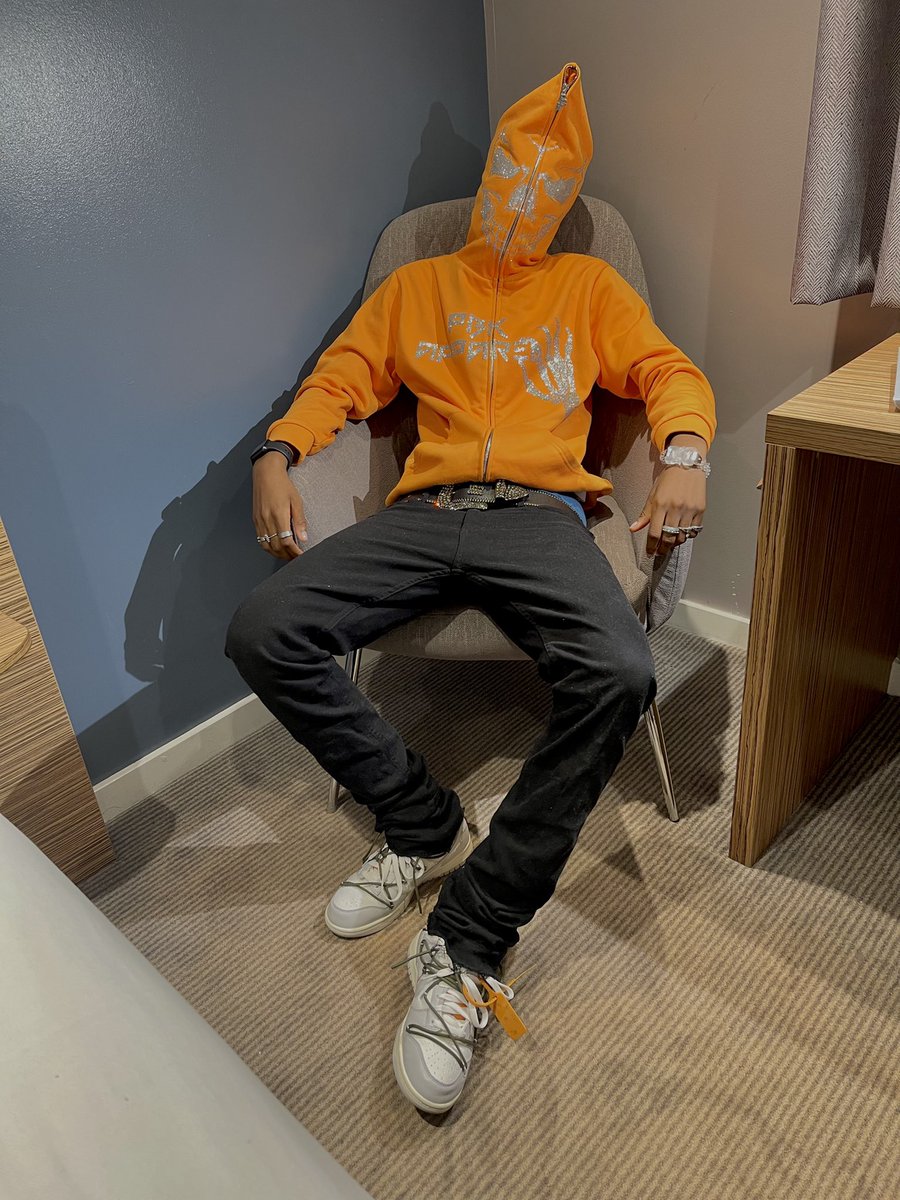iluvpbk's tweet photo. 🎃 https://t.co/hqEdRrq8Oy