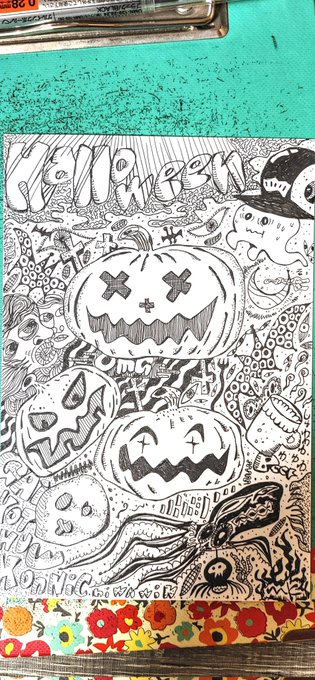 No.755
ハロウィン定番、カボチャ三兄弟、白黒丸々蝙蝠、なぜか汗るゴースト君、
#絵描きさんと繋がりたい #私の絵柄が好みって人にフォローされたい #ペン画 #illustration #ハロウィンイラスト #ハッピーハロウィン #らくがき 