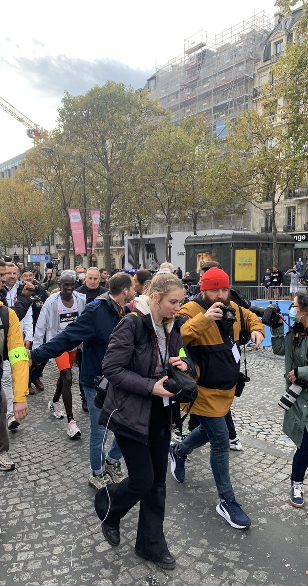 cantheaume's tweet photo. C’était ric-rac mais je peux dire qu’en 2024, pour mes 42 ans, je ferai mon premier « 42km »  💪#MarathonPourTousParis2024 #MarathonPourTous #Paris2024 https://t.co/oJu7B4ils2