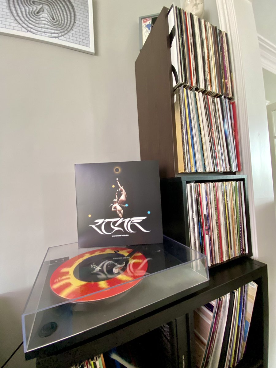O5BORNE's tweet photo. @Lone …a thing of beauty - great album to add to the vinyl stash👌🏻( and Poltergeist/Pieces of a Puzzle bonus tunes 7” too) - cheers 👍🏻#alwaysinsideyourhead #lone https://t.co/FBdw81zGGU