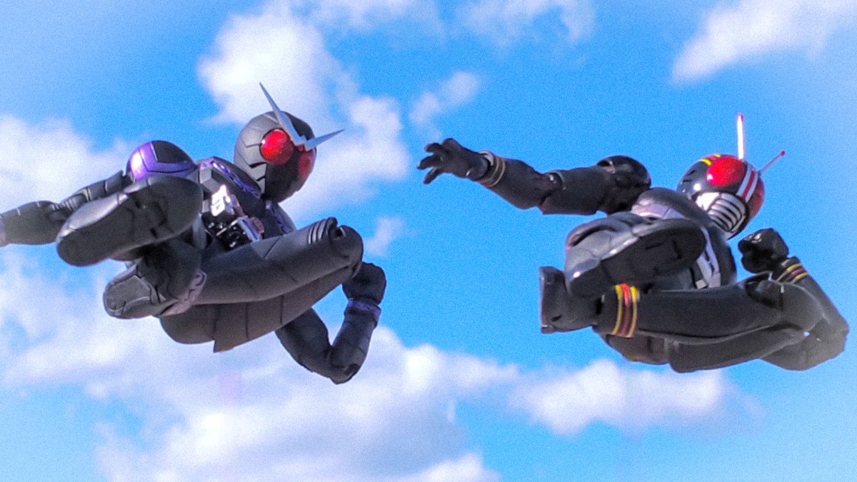 ライダーダブルキック のイラスト マンガ コスプレ モデル作品 Twoucan