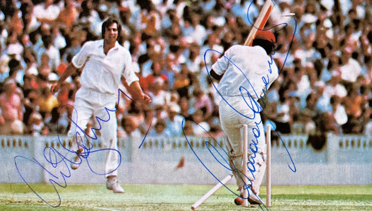 CrickAutographs's tweet photo. England v West Indies 1976
Mike Selvey #England & Gordon Greenidge #WestIndies
#ENG #WI #ENGvsWI
#middlestump https://t.co/cbtpV9z0km