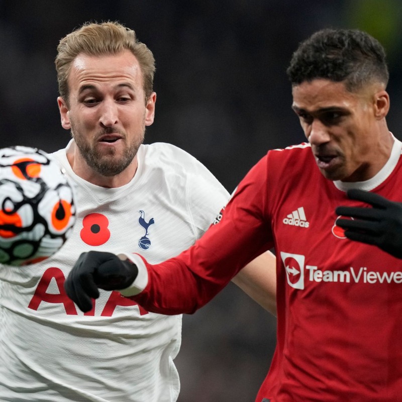 SkySports's tweet photo. Roy Keane has castigated Tottenham as "boring" after they failed to register a shot on target in their 3-0 defeat to Manchester United.