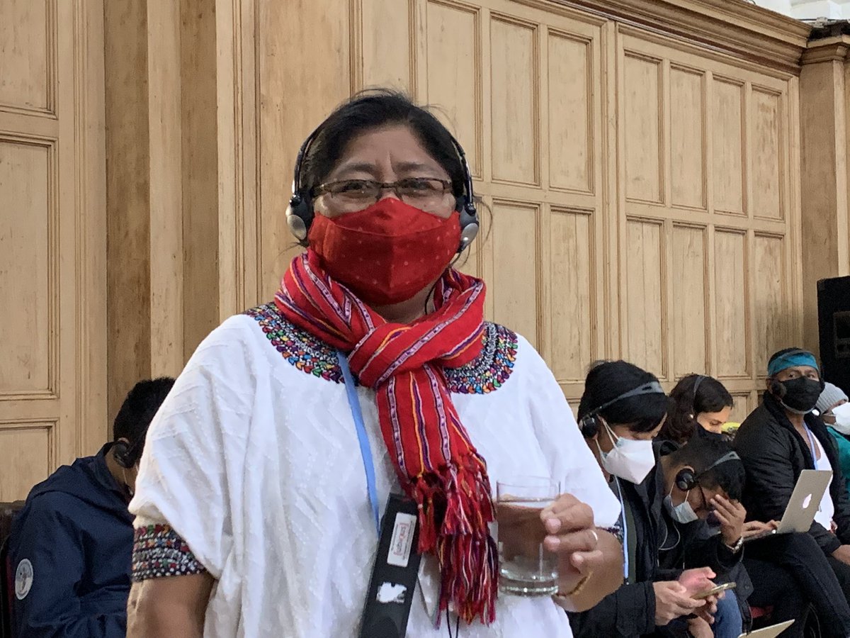 jcerdalimon's tweet photo. #indigenous #peoples caucus participants in Glasgow #COP26  Updating information on #LCIPP #UNFCCC https://t.co/kutVbpgAGB