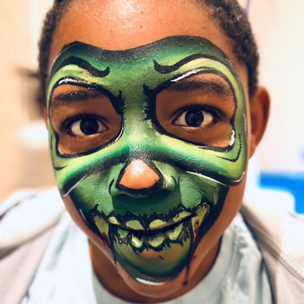 KDivaUK's tweet photo. Happy Halloween 👻 What a week! I’ve loved #facepainting all these ghoulish looks! 

  #Halloween2021 #HappyHalloween2021 #AllHallowsEve #TrickOrTreat #trickOfTreatYourself #HalloweenParty2021 #CreepingItReal #BooToYou
#skeleton #halloween #tistheseason https://t.co/35eQBti0cU