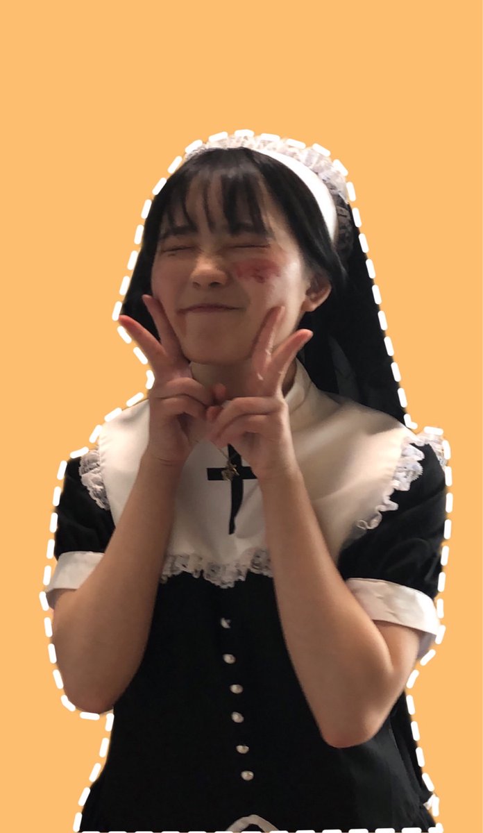 7CHANGE_SENDAI's tweet photo. こんばんは〜
今日はハロウィン🎃👻
みなさんお化けの世界楽しんでますか?
私はシスターに変身✨😎
お菓子くれなきゃイタズラしちゃうぞ★
#りお #7change #ハロウィン #シスター https://t.co/gGGmLHugMT