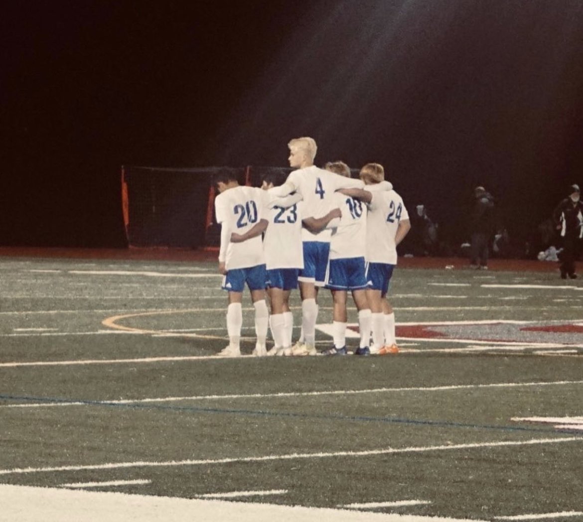 MattituckSoccer's tweet photo. After the nerves calmed in the 1st half, we played a fantastic 2nd half and generated many chances in OT. Unfortunately, the soccer gods were not on our side as we fell to the defending champs 7-6 in 10 rounds of pks after a 0-0 110 min of play. Good luck to Bab moving forward https://t.co/NQg2vYvnES