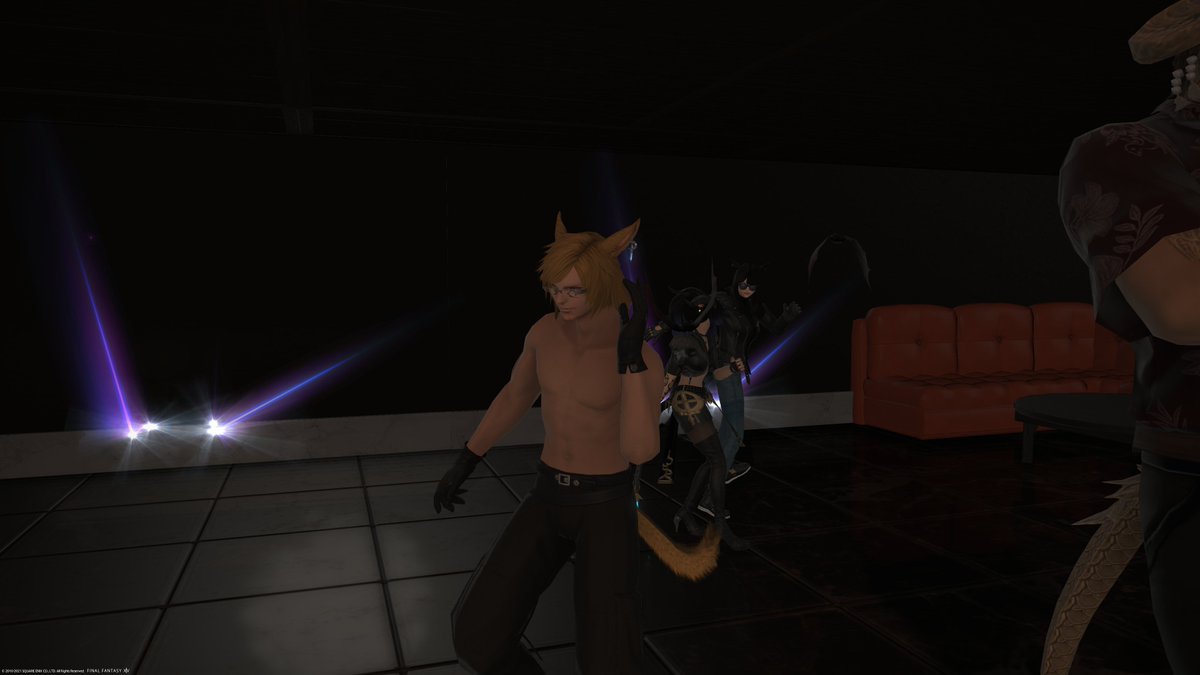 Lord_Calf's tweet photo. What an amazing Party Weekend in #FFXIV 😎 #clubphoenix #dawnofthephoenix @ Live with https://t.co/KSbRVGWSMN https://t.co/H0sz8JGFdi