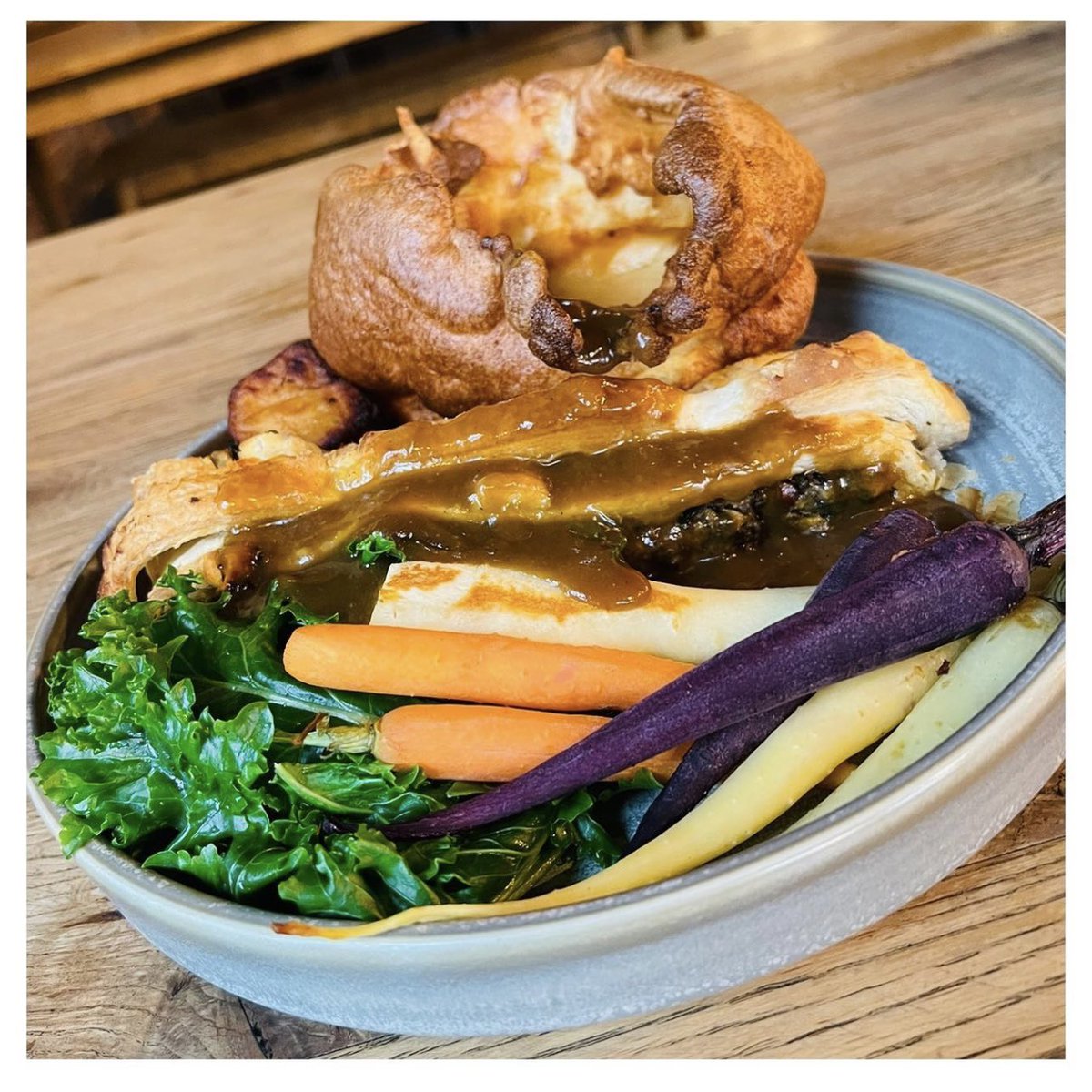 A Sunday well spent and all that… 🙏🤤

#dockyardpub #dockyarddidsbury #didsbury #didsburylife #didsburyvillage #didsburypub #didsburydrinking #didsburyfood #sundayroasts #sundayvibes #sundaydinner #roastdinner #sundayfunday #didsburypub #publife #pubsoffidsbury