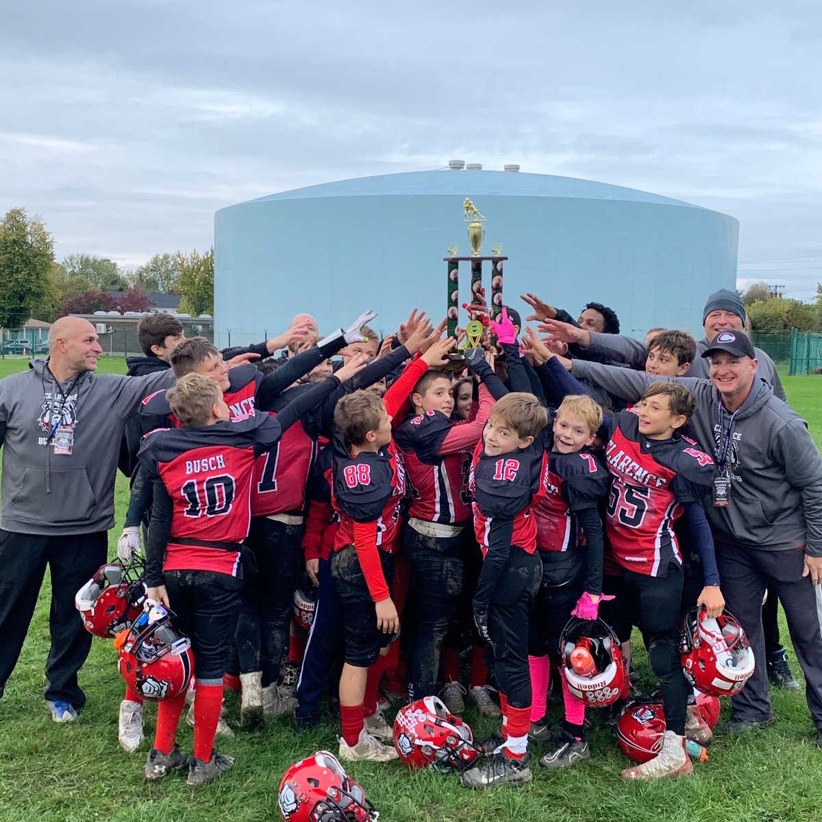 ClarenceBulldog's tweet photo. Congratulations to our JV Bulldogs on winning the championship over the Buffalo Vets in a tough battle! https://t.co/VPD3qNfrrs