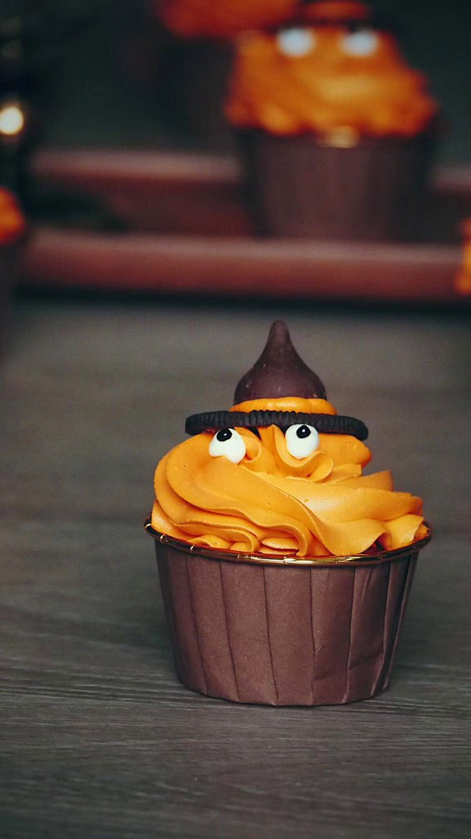 raye_lei's tweet photo. 🎃 https://t.co/zEiwdK6E8i
