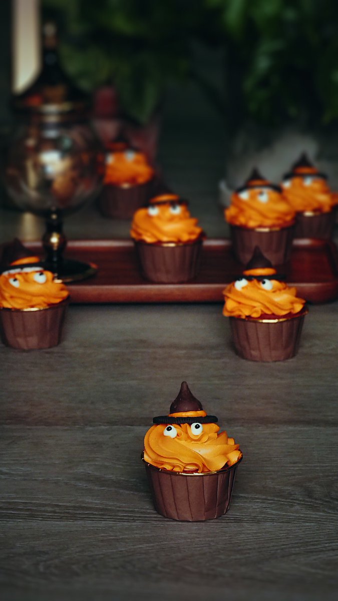 raye_lei's tweet photo. 🎃 https://t.co/zEiwdK6E8i