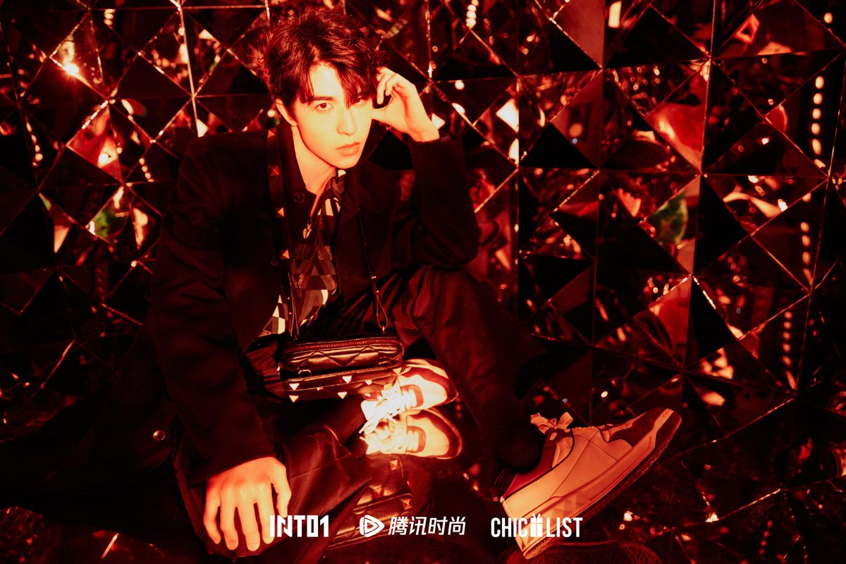 yinhaoyupics's tweet image. 211031 | patrick weibo update

Patrick for VALENTINO and 腾讯时尚! (2/2)

#แพทริค #Patrick #尹浩宇 #INTO1Patrick #Patrick尹浩宇 #เจ้าปลาดาว #INTO1