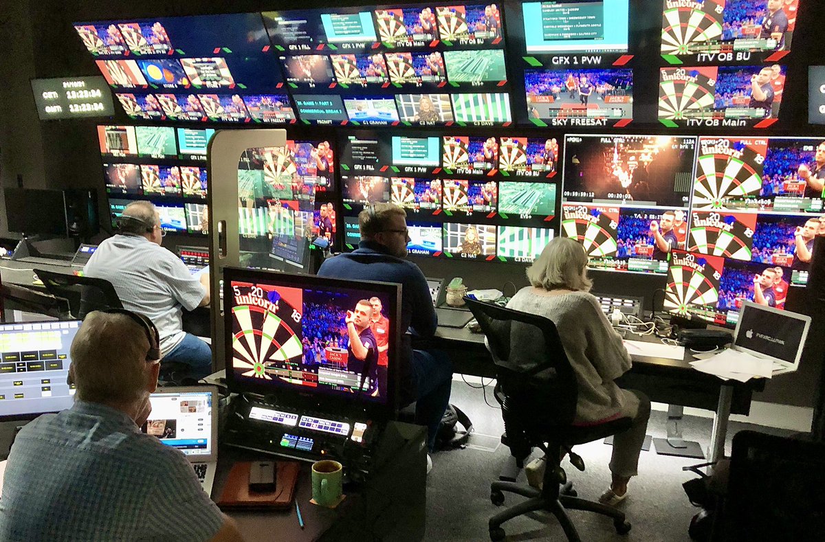 McAlpineTV's tweet photo. @jordbuckingham1 @btsportscore @darrellcurrietv @julesbreach And now directing World Series of Darts Finals for ITV @jordbuckingham1 https://t.co/TGp2gsknHK