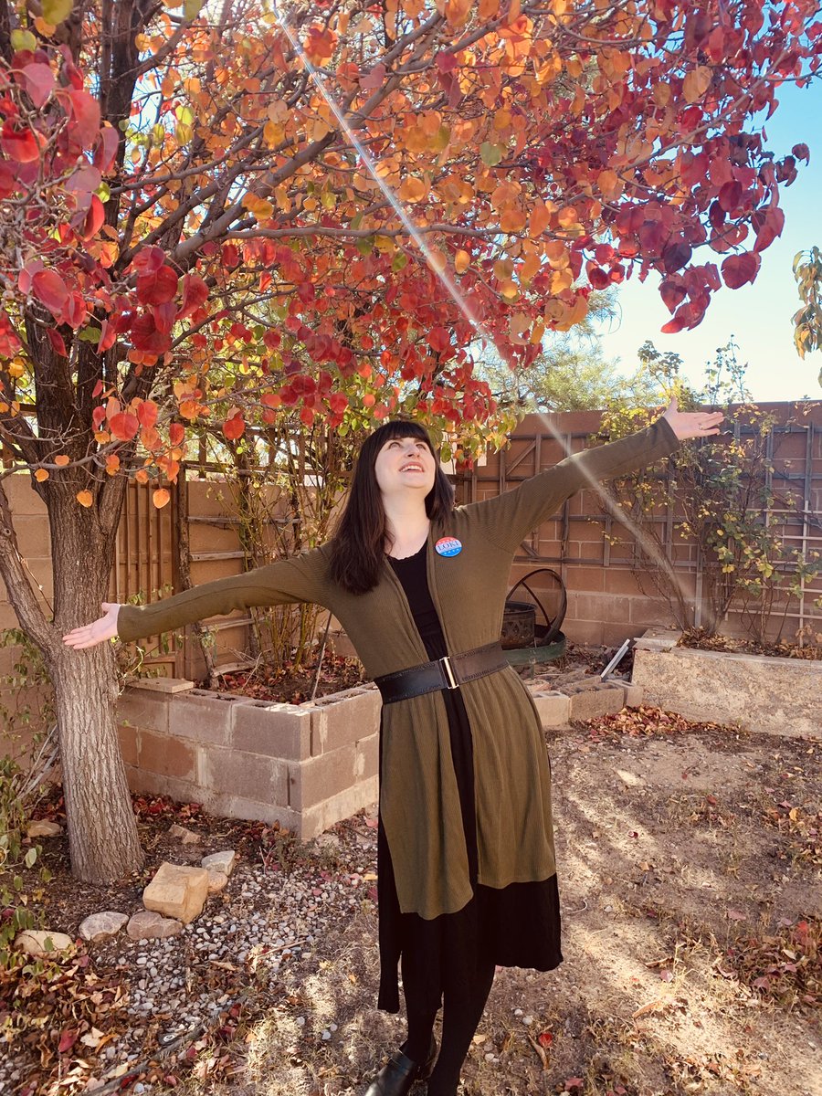 FriendsOfFolklo's tweet photo. Are you showing off??
Possibly! 

Happy Halloween from the Friends of Folklore!!! 🧡🧡🧡 https://t.co/MUFNPF3OXM