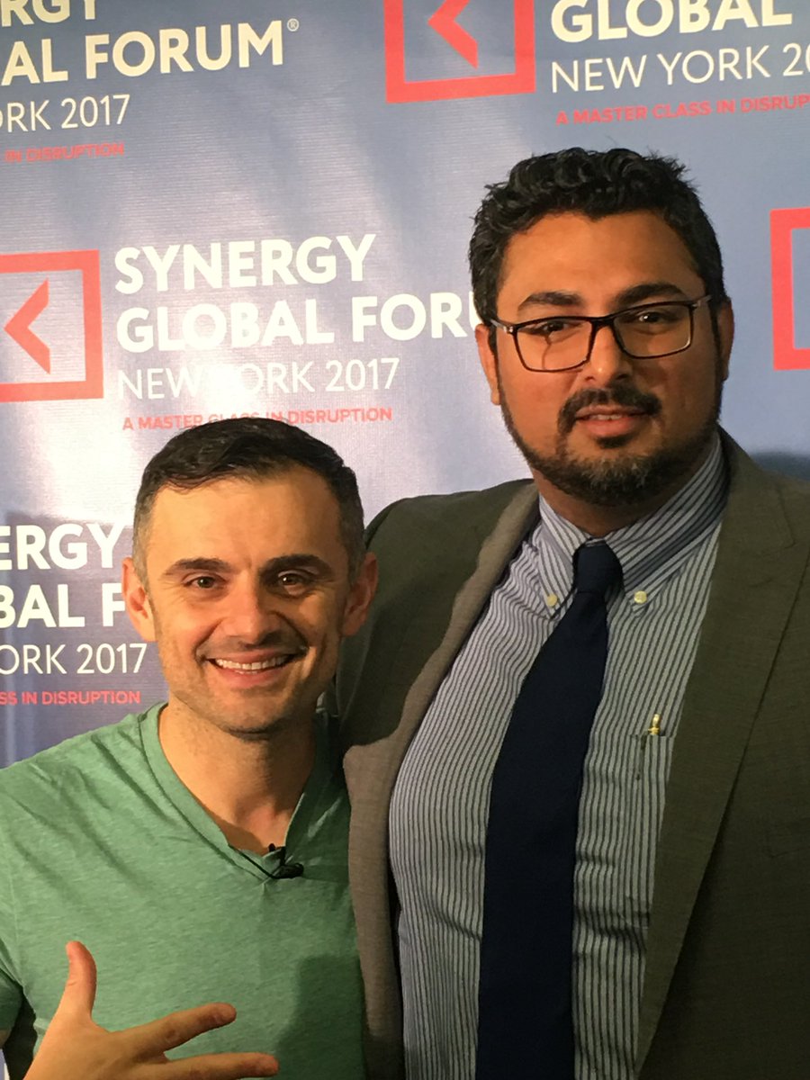 akshars555's tweet photo. @garyvee 0xd7ade5a39805b211FE7f568245D87E221eDB7434 

You are awesome https://t.co/LyI4Ptr80T