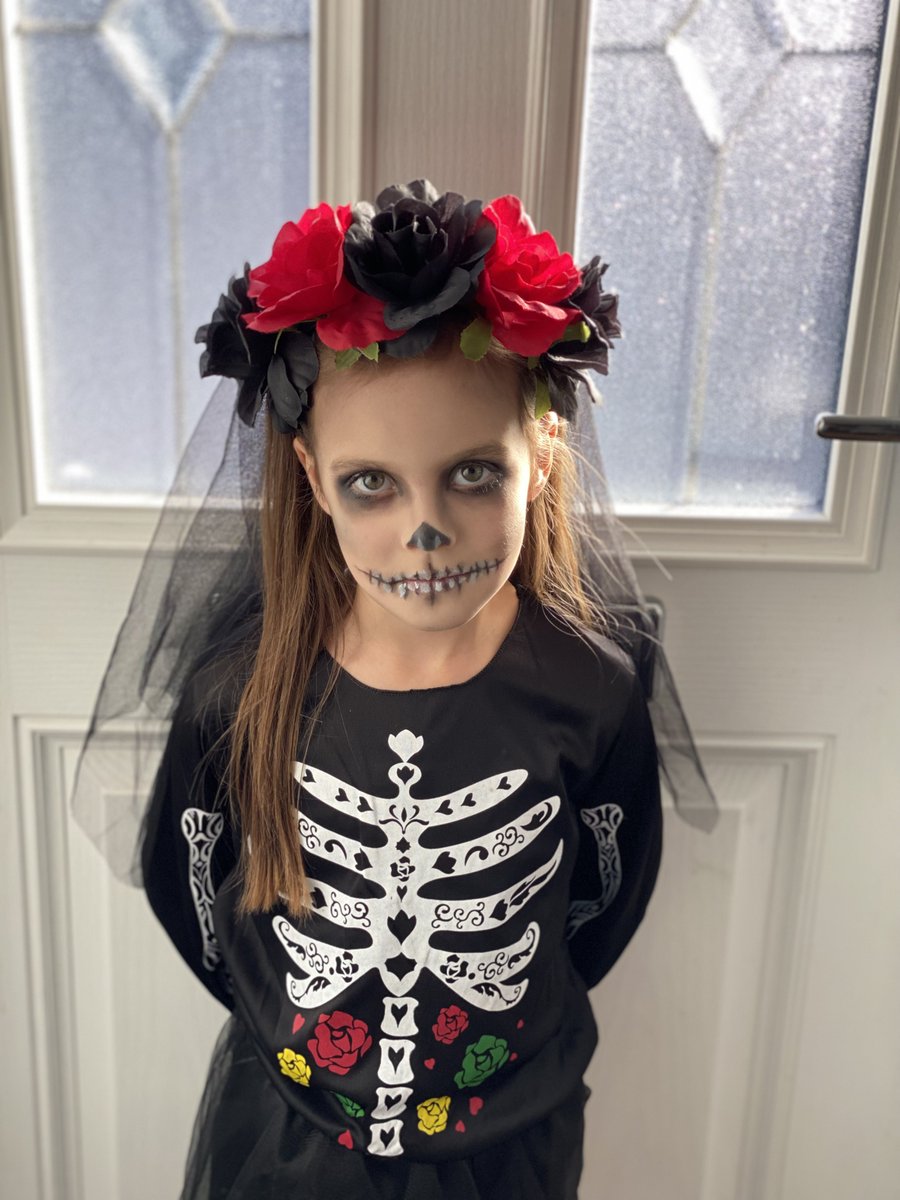 AnSMCSLife's tweet photo. It’s Halloween time!! #ScaryPickle https://t.co/Y1121Ucv2o