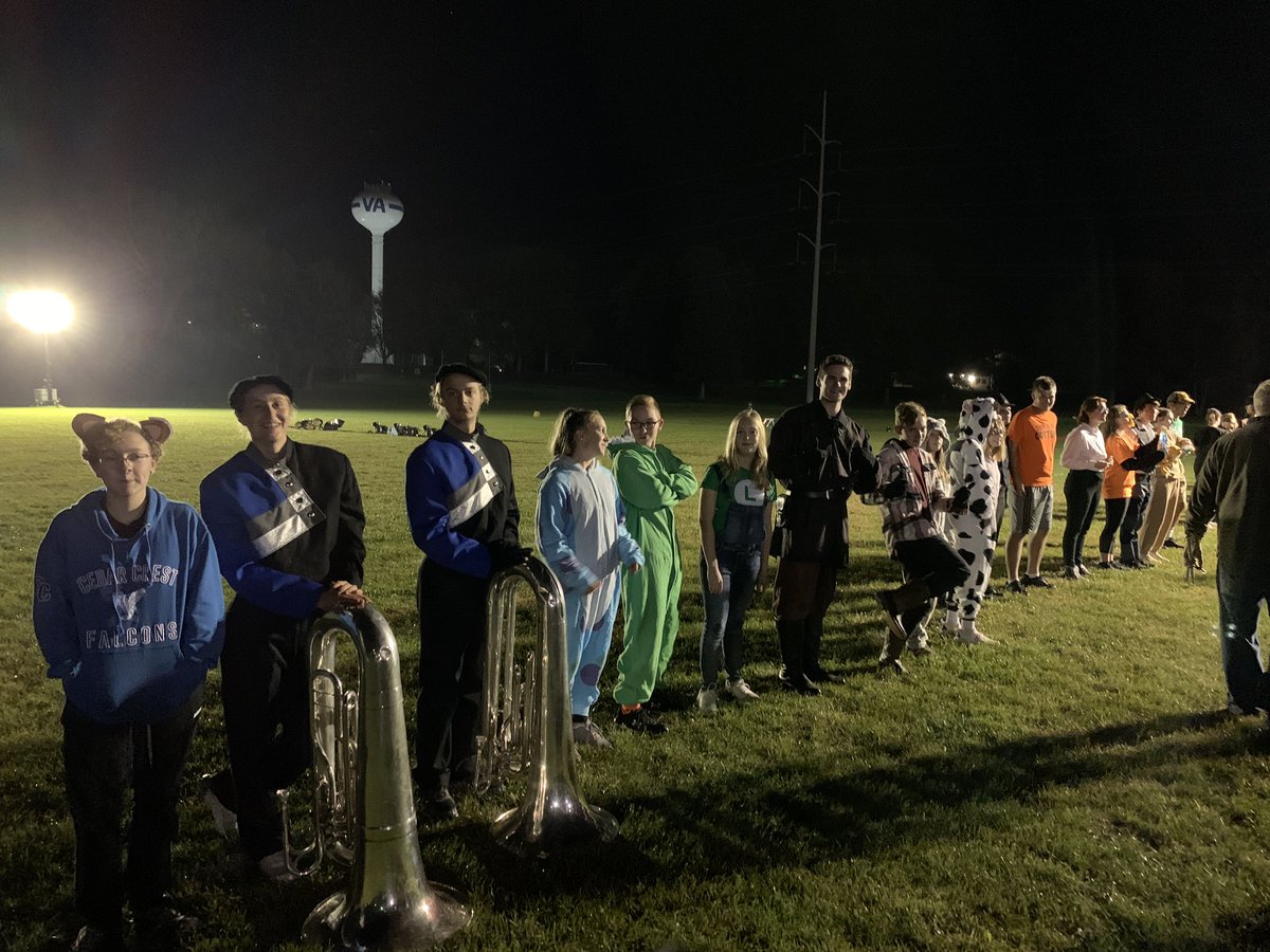 cedarcrestband's tweet photo. GREAT few days! BAND-O-WEEN on Thursday and last competition before championships! Good fun and great performance! #excellence #ccmb21 #FalconPride #finalpush #bandoween #costumes https://t.co/TrXON1WfTB
