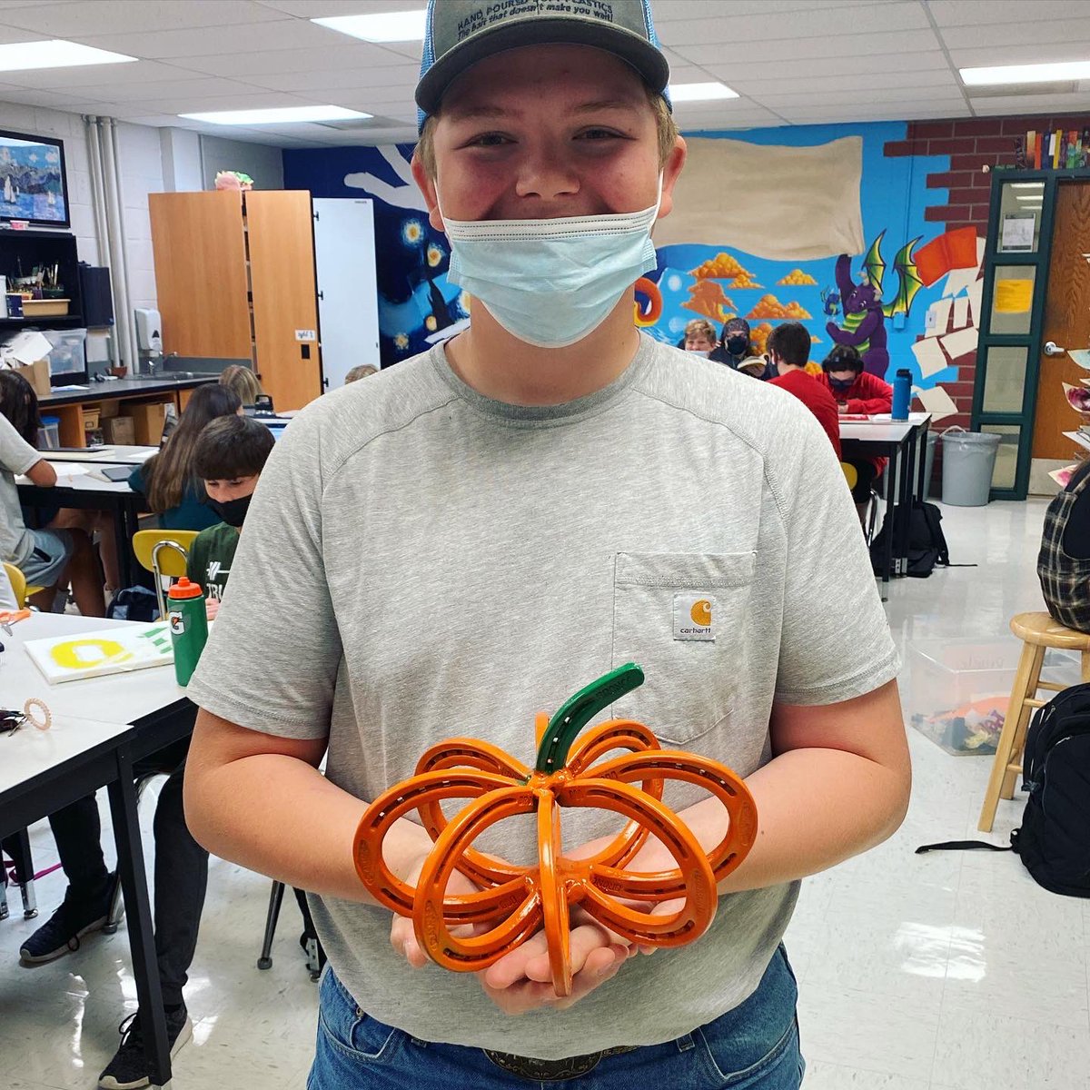 Sirridge_Art's tweet photo. Happy Halloween! 🎃 👻 
.
#studentartwork #happyhalloween #spookyseason #christmasseasonstartstomorrow #highschoolartroom #choiceprojects #artofinstagram https://t.co/bNWohK4sRv