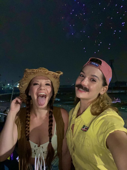 Vroom bang yeehaw 🎃 @AlisonReyxxx https://t.co/gdMkvQCKAx<a class="tags" href="/tag/alisonreyxxx">@alisonreyxxx</a><a href="/tag/mvsales"class="tags"><span>#mvsales</span></a>