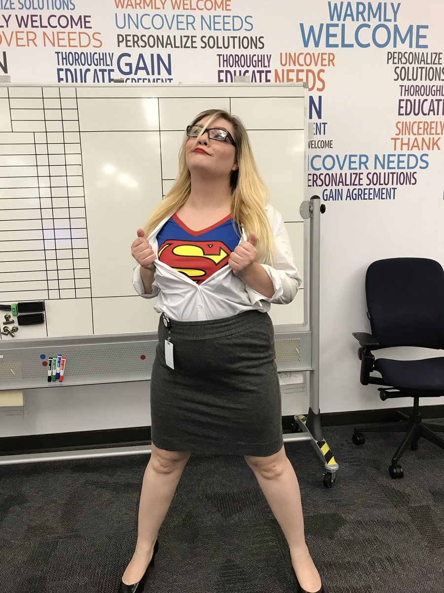 Laura Sullivan tweet media