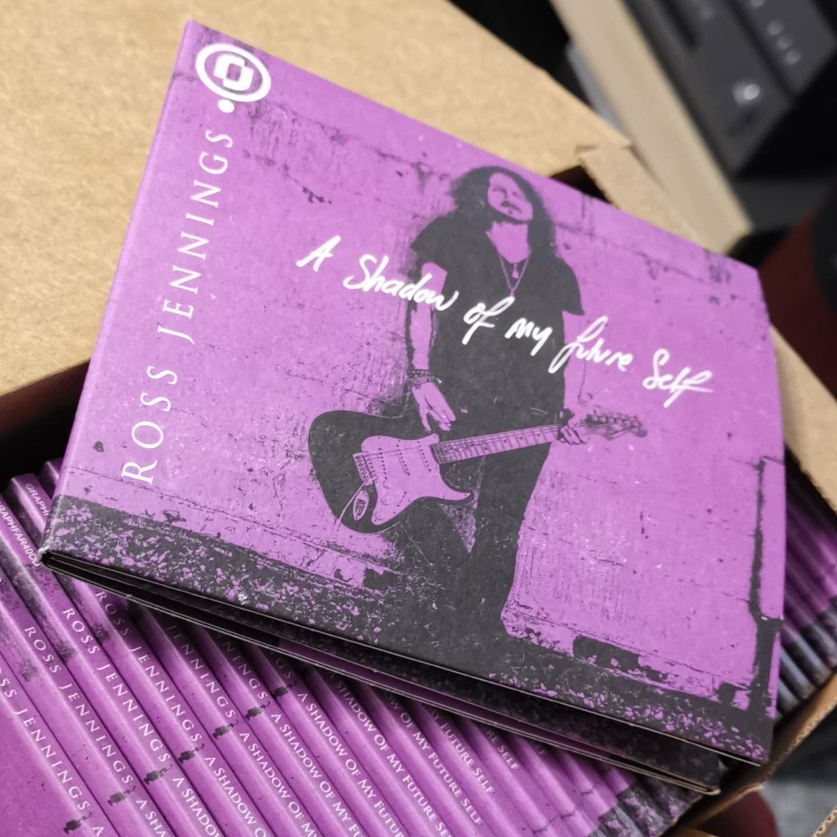 RossWJennings's tweet photo. CD stock of 'A Shadow of my Future Self' has just arrived & I'm even more excited to share this with you all! Nov 19 couldn't come sooner ๐๐คช๐
PRE-ORDER: https://t.co/Ey6GfGhGRJ
Amazing layout & design by @Blacklakedesign
@GraphiteRecords
@DutchMusicWorks
#rjsolo #asomfs https://t.co/MiYo9YiXCu