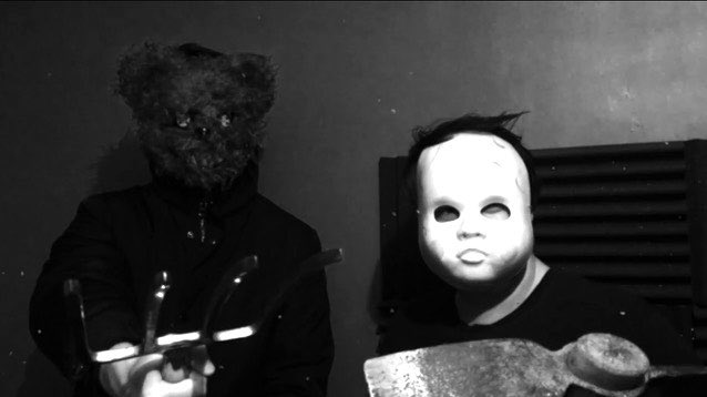 The Lone Frequencies Halloween Special 2021 is here! 

Feat @velvetnoise_ <a href="/fearoffallingsa/">Fear Of Falling</a> <a href="/WilcoxTommy/">Tom Wilcox</a> <a href="/littleloremusic/">LittleLoreMusic</a> <a href="/DiAugerMusic/">DI AUGER</a> <a href="/vazumrocks/">VAZUM</a> @linburnsongs <a href="/athensvilleband/">Athensville</a> <a href="/ladybirdthisis/">Lady Bird</a> <a href="/youthsectorband/">youthsector</a> &amp; more! 

m.mixcloud.com/JamesOrez/hall…