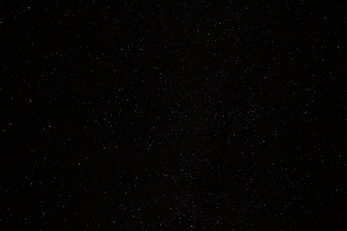 twentytwoowls's tweet photo. had some fun with @tadruien last night. Didn't get to catch the aurora but we got some star pictures and played with some light.
#reginaphotographer #saskatchewan #exploresaskatchewan #yqr #yqrphotographer #supportlocalyqr #iloveregina #lightroom #saskphotogirl #stars https://t.co/QsGEABK9u7