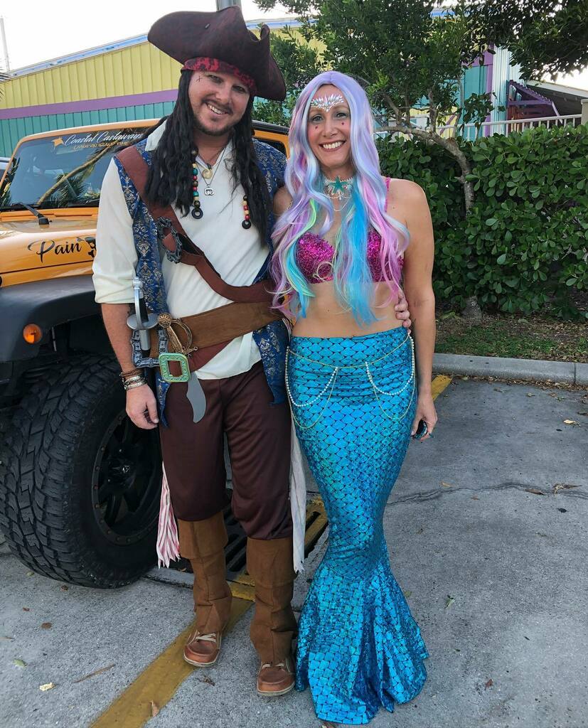 RumShopRyan's tweet photo. When I met Ryan on @plentyoffish his profile title was โPirate looking for his mermaid.โ He found her! ๐ดโโ ๏ธ๐ง๐ฝโโ๏ธ
.
.
Happy Halloween! ๐ปโ ๏ธ
.
.
#plentyoffish #pirate #mermaid #happyhalloween #halloween2021 #arrrg #love #marriedlife #fortmyers #fortmyersfl โฆ https://t.co/o7PVMrwmre https://t.co/lhGWgfj7NH