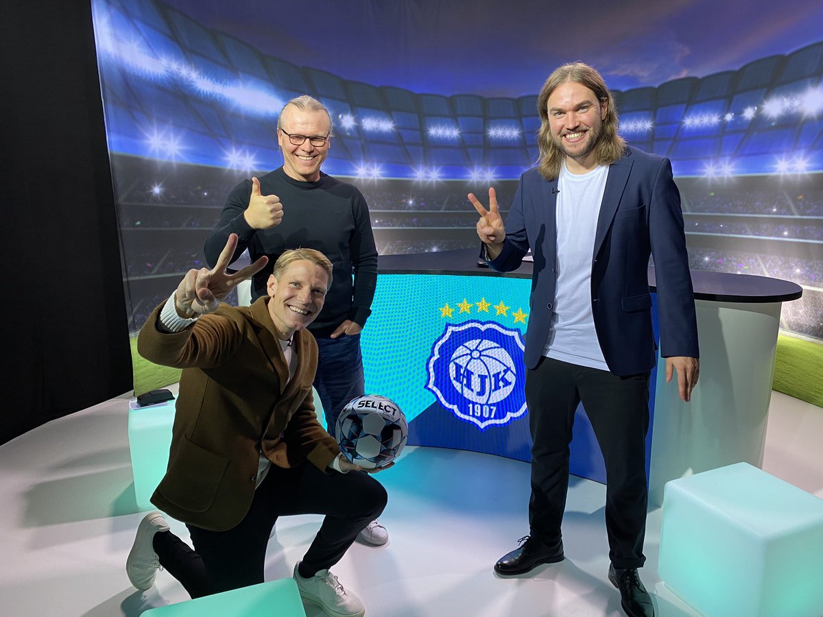 Paljon onnea <a href="/hjkhelsinki/">HJK Helsinki</a> Suomen mestaruudesta 👋🥳 ja kiitos kaikille <a href="/RuutuUrheilu/">Ruutu Urheilu</a> katsojille kaudesta koko studiojengin puolesta ⚽️❤️ #Veikkausliiga