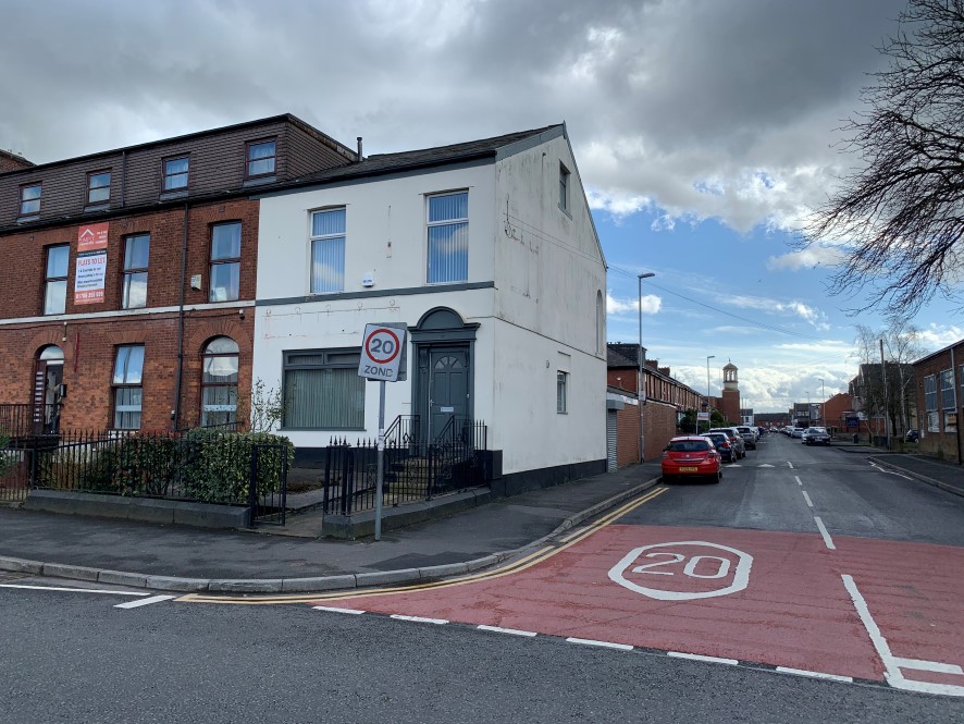 Auction House NW tweet media