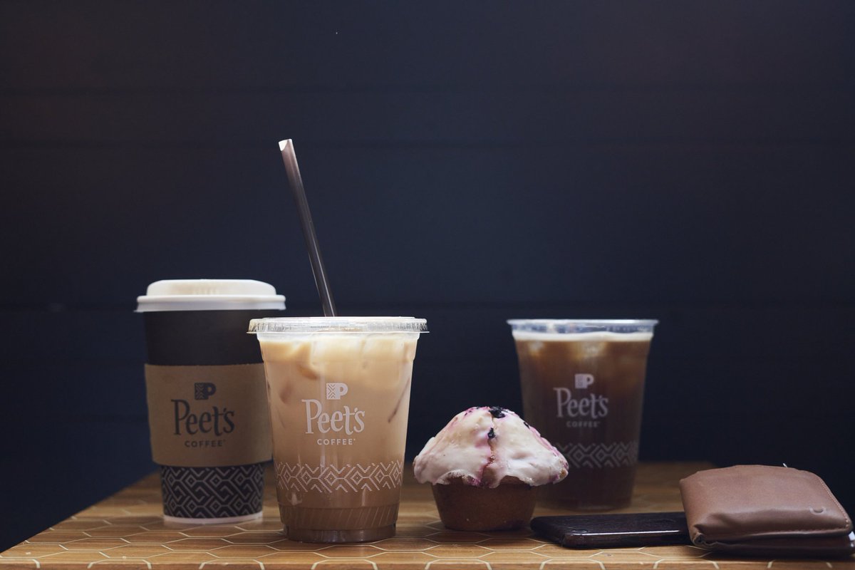Aggies, don't walk but RUN to Peet's Coffee now for these amazing drinks that are perfect for today!!🎃👻🧡🍂

#UCDavisDining