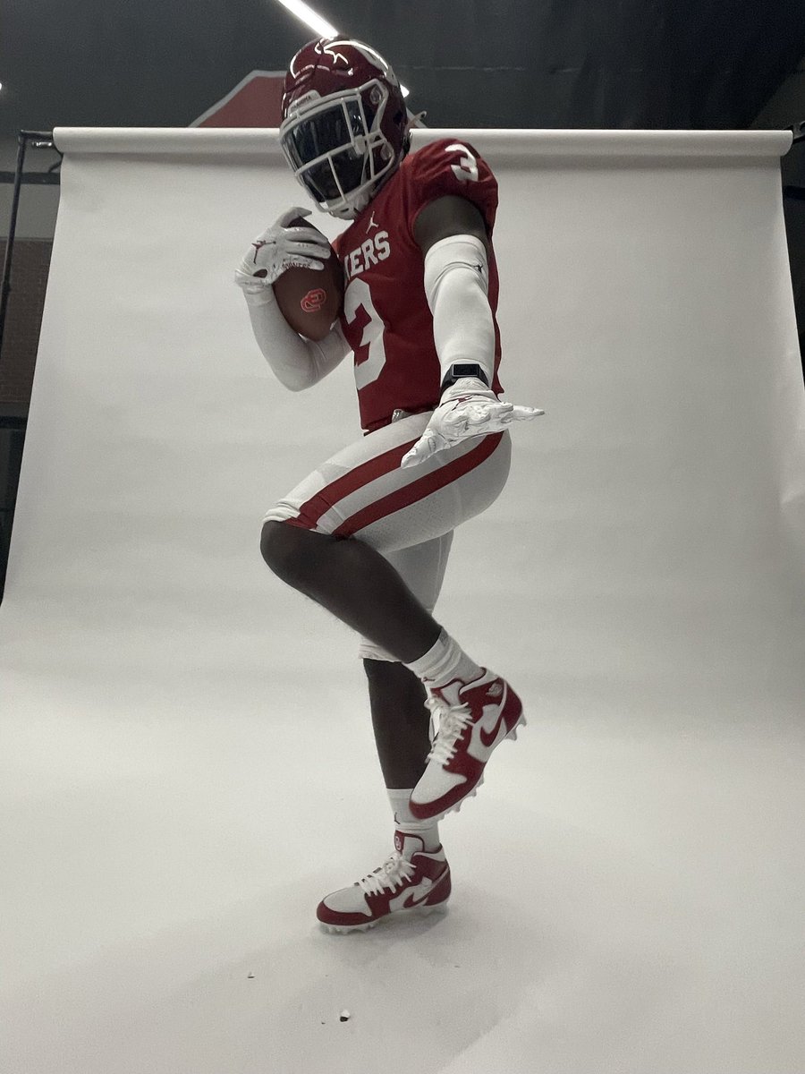 3stacygage's tweet photo. OU fans is this my new h⭕️me ? #OUDNA #BoomerSooner https://t.co/WMC2waMbnk