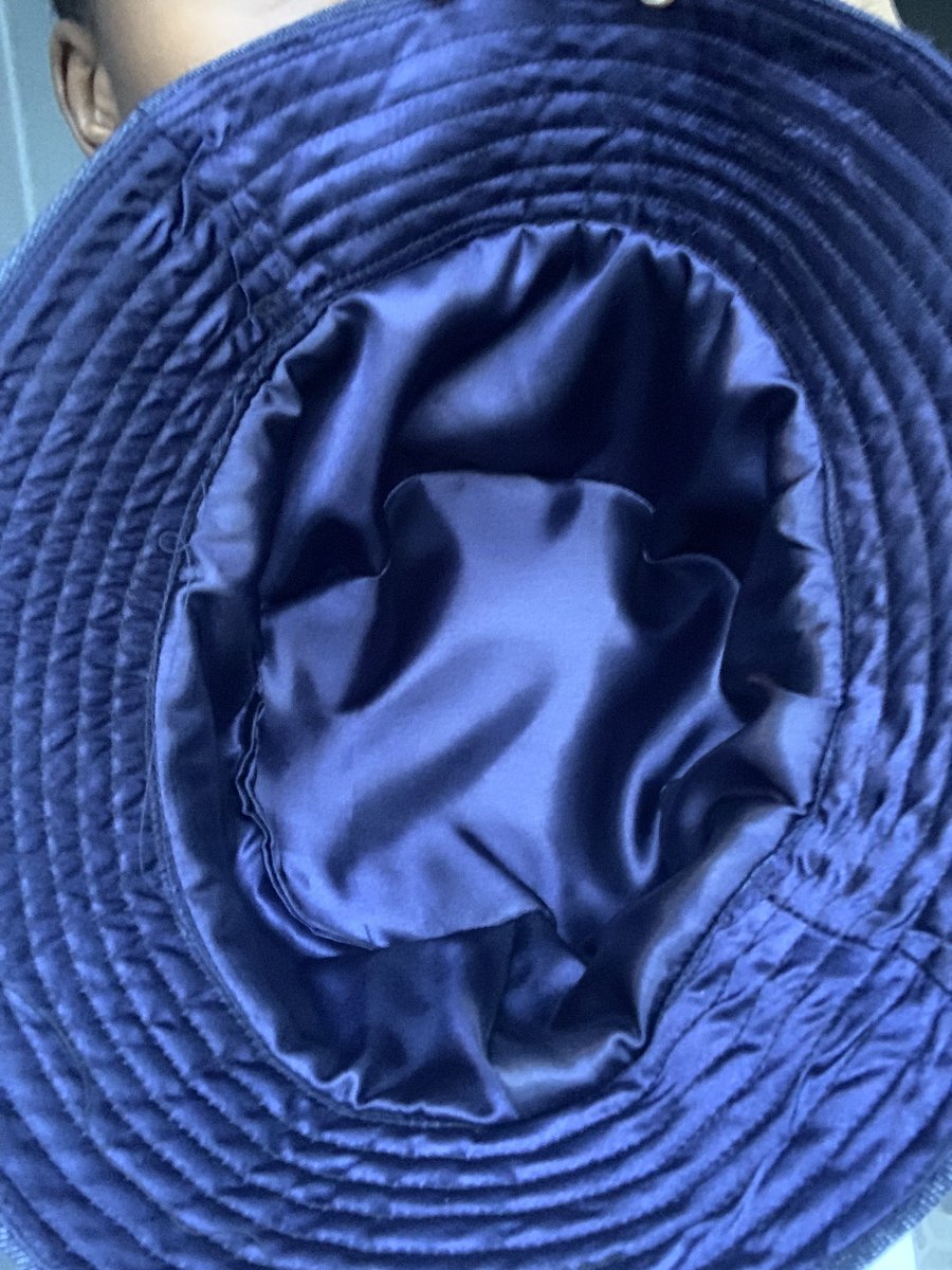AsalXenese's tweet photo. My name is Joy, a female CEO of Asal Xénese. Please help me grown my business. WhatsApp:0715 050 044 and follow us on instagram @asalxenese.co
Attached-satin-lined bucket hats, bonnets and pyjamas #redmarketsunday @iMisred https://t.co/sXDVkh48Qj