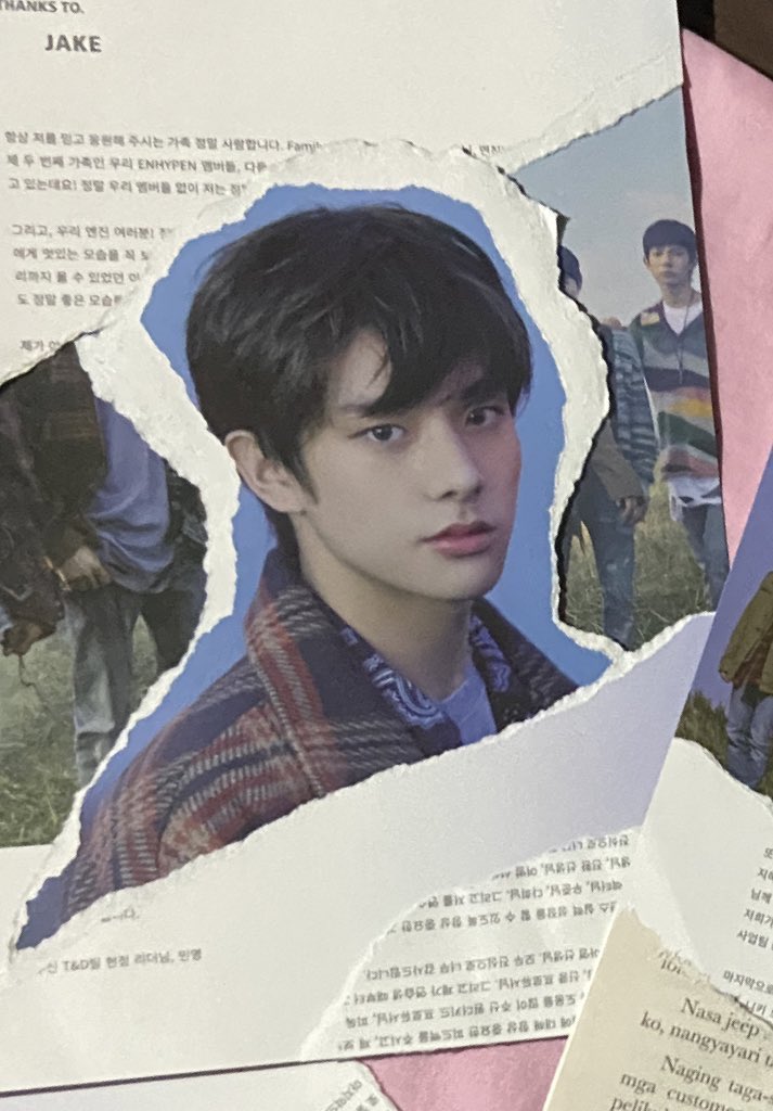 mintcartzz's tweet photo. REPOST!!

wts lfb - Enhypen A5 binder covers 

- materials - b:do dawn
- 50 php + pf
- onhand
- payo or 2 days rsvp! (Payo prio!)
- mop gcash 
- mod sco 
- People who purchase two binder covers will receive a random dawn postcard.

 #mintsbentables https://t.co/MKsWUXn4sO