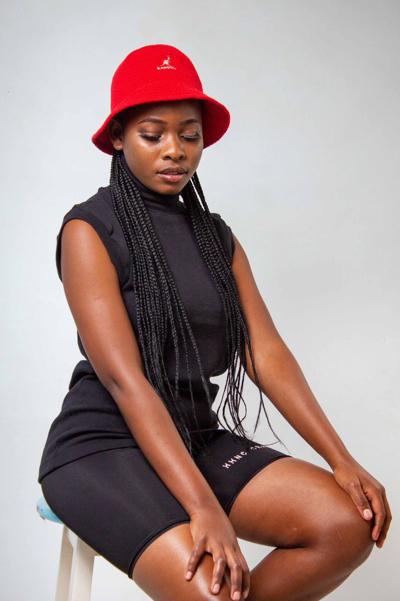 AsalXenese's tweet photo. Our catalog also includes the following
- all satin nightwear, bridal gowns, satin pillowcases, high quality dresses and turtlenecks. WhatsApp-0715 050 044 to order 🇿🇼#redmarketsunday @iMisred https://t.co/4xgmtmC0Px