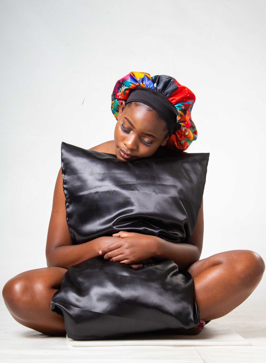 AsalXenese's tweet photo. Our catalog also includes the following
- all satin nightwear, bridal gowns, satin pillowcases, high quality dresses and turtlenecks. WhatsApp-0715 050 044 to order 🇿🇼#redmarketsunday @iMisred https://t.co/4xgmtmC0Px