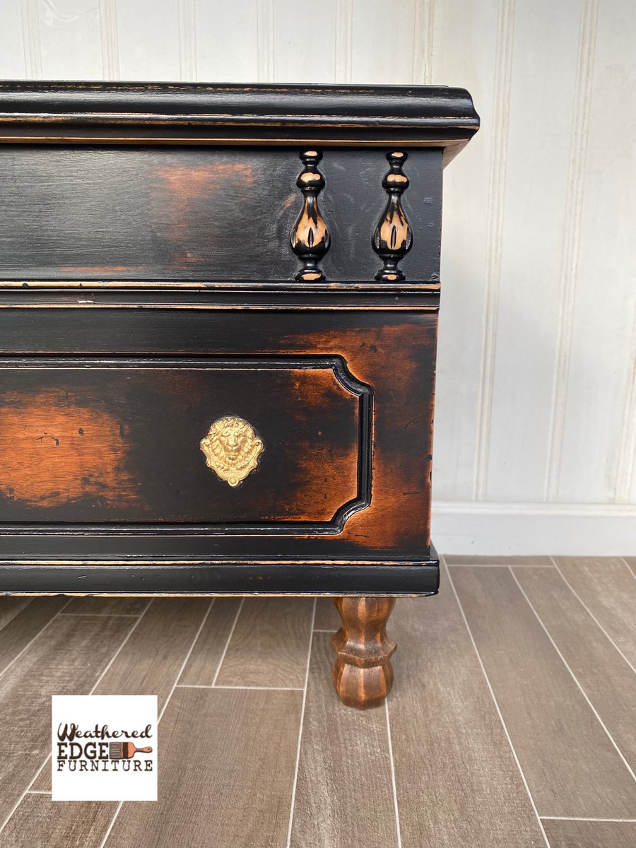 KalaMerrell's tweet image. Refinished this old Roos cedar chest for a customer in #generalfinishes Lamp Black Milk Paint.  #weatherededge #weatherededgefurniture #refinishedfurniture #furniturerestoration #fishersindiana   Weathered Edge Furniture, LLC.