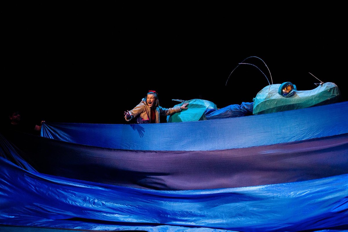 SHUPerformance's tweet photo. Fantastic performances from our Acting students yesterday @cruciblesheff @otsfestival working with @deadearnest. Awakenings was a family show that wowed the audiences, young &amp; old, by the storytelling &amp; imagination of the cast. Puppets by @BabVagabonds 📷 Madeline Winters https://t.co/mq3QVO0CdL