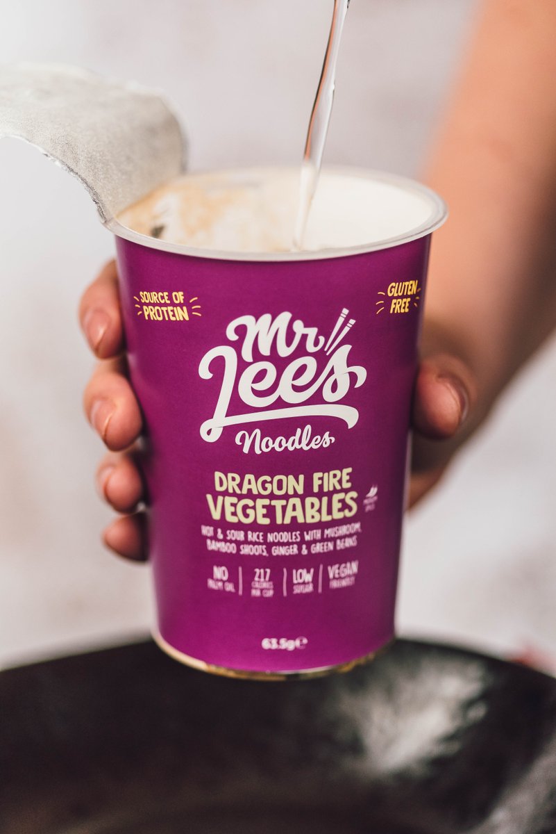 MrLeesPureFoods's tweet photo. There’s nothing scary about spice 🌶️ Mix things up with Dragon Fire Vegetables this #Halloween. https://t.co/eIamcGolGf https://t.co/BqdeNgUNcV